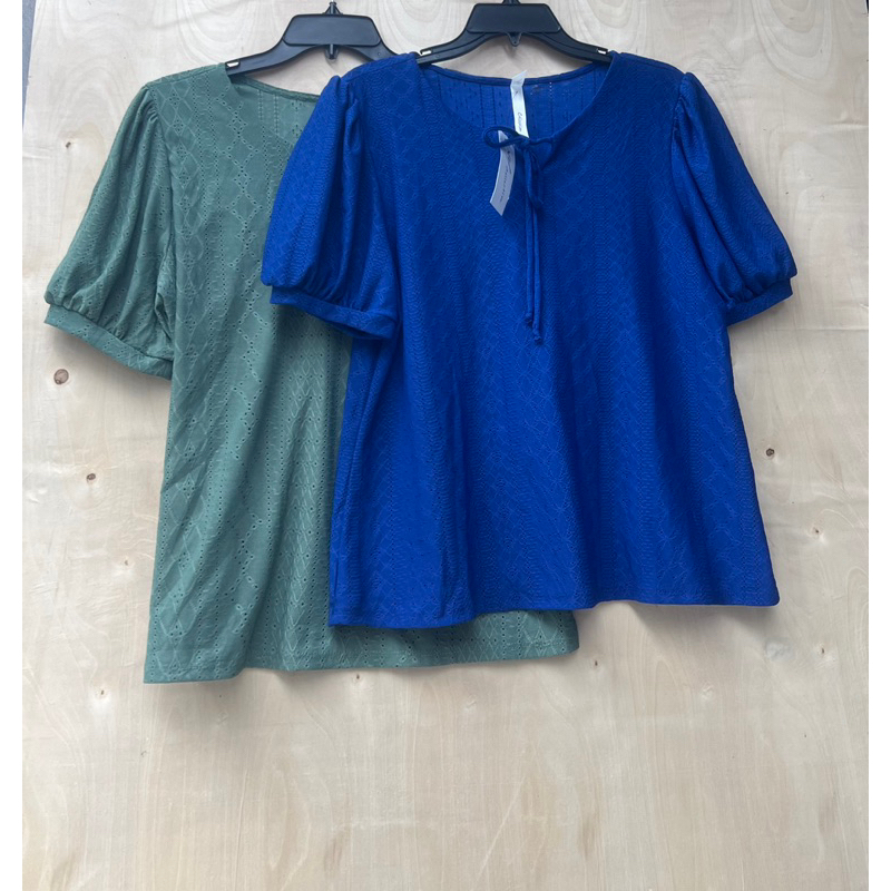 Áo sơ mi hoạ tiết đục lỗ vnxk NY-collet1on