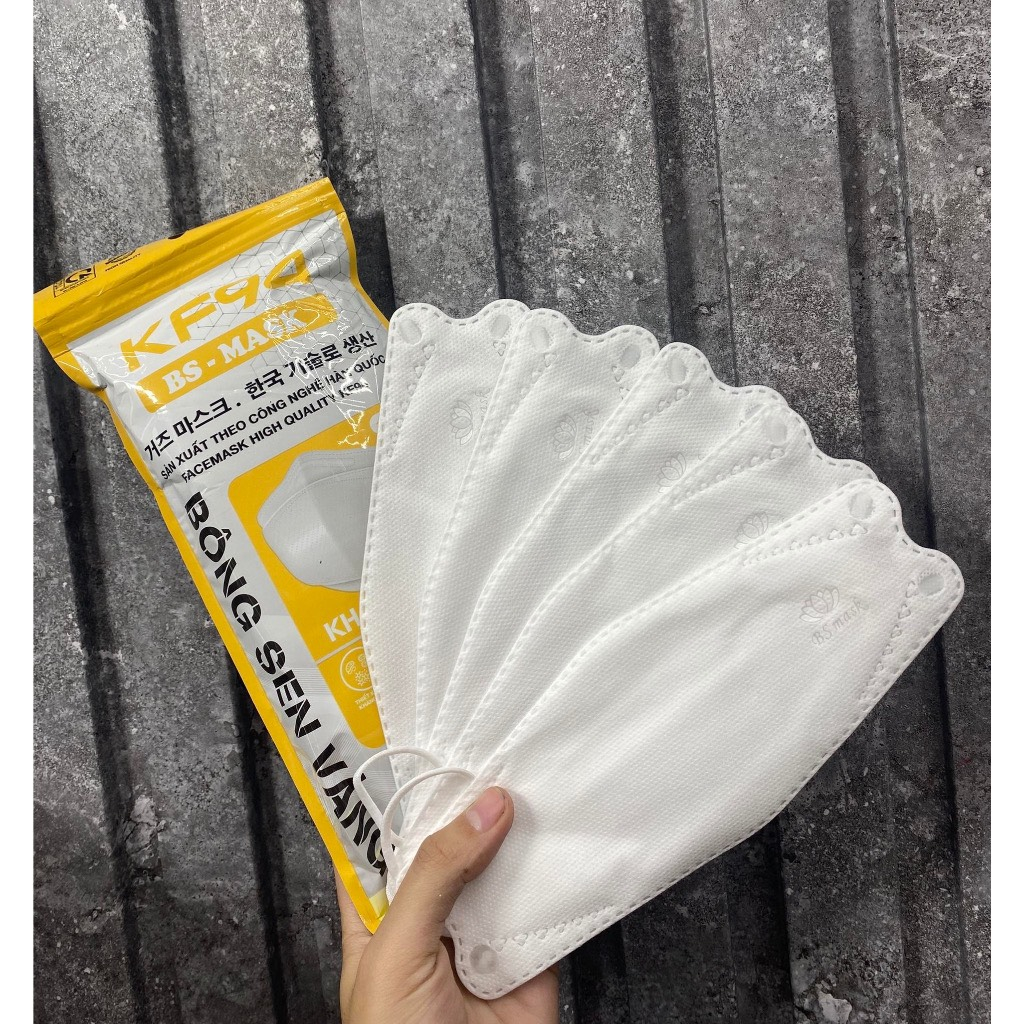 Túi 10 Chiếc Khẩu Trang KF94 Bông Sen Vàng Màu Trắng - Guu.Official