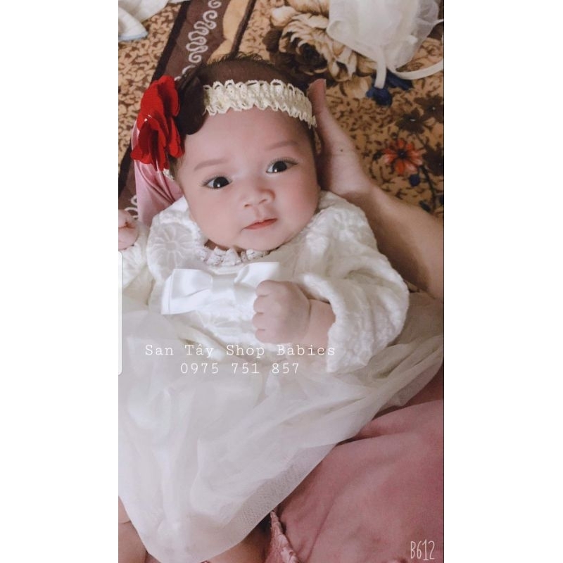 Body váy ren nơ dài tay kèm mũ cho bé từ đầy tháng - 12M