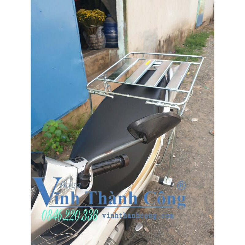 Baga sắt đặc gắn được nhiều loại xe gắn máy.