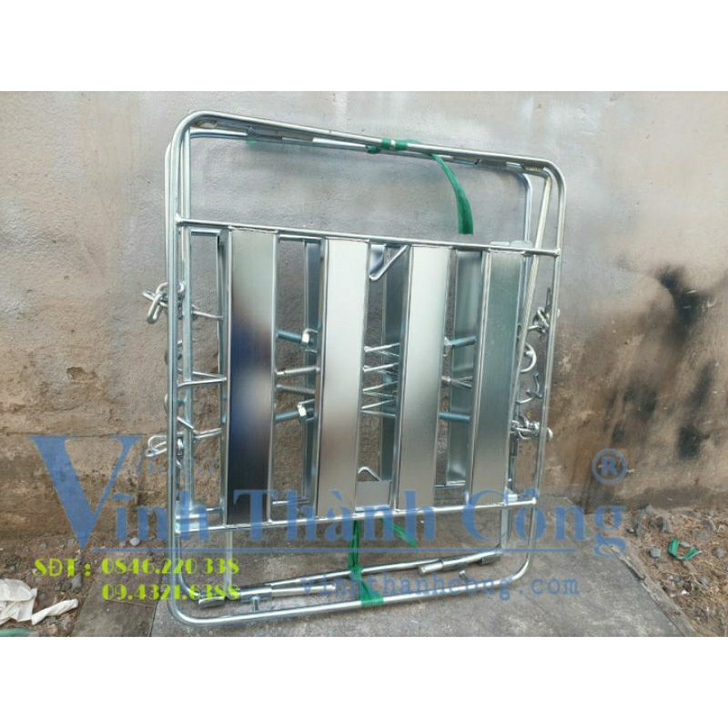 Baga sắt đặc gắn được nhiều loại xe gắn máy.