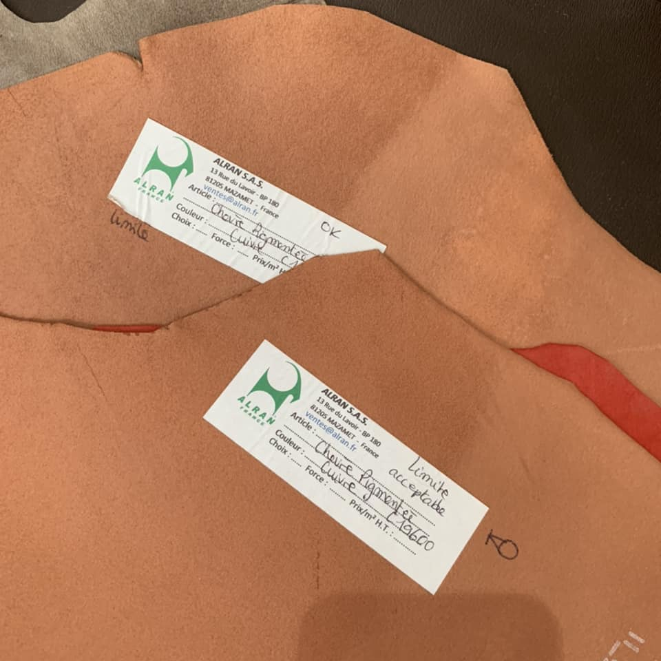 Da dê Alran của Pháp Kích thước từ 4 - 7 pia/ tấm. Độ dày ~ 1.3mm