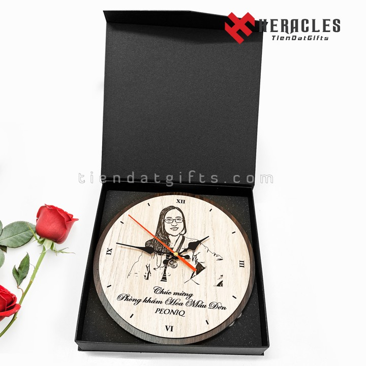Đồng Hồ Gỗ Để Bàn - Khắc hình ảnh, tên, chữ, logo, câu chúc - Quà tặng sinh nhật, quà tốt nghiệp, tri ân thầy cô Kiểu 79