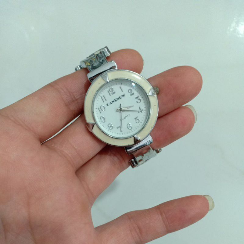 đồng hồ si nữ dạng kiềng hiệu CANSNOW độ mới 89% thiết kế độc lạ