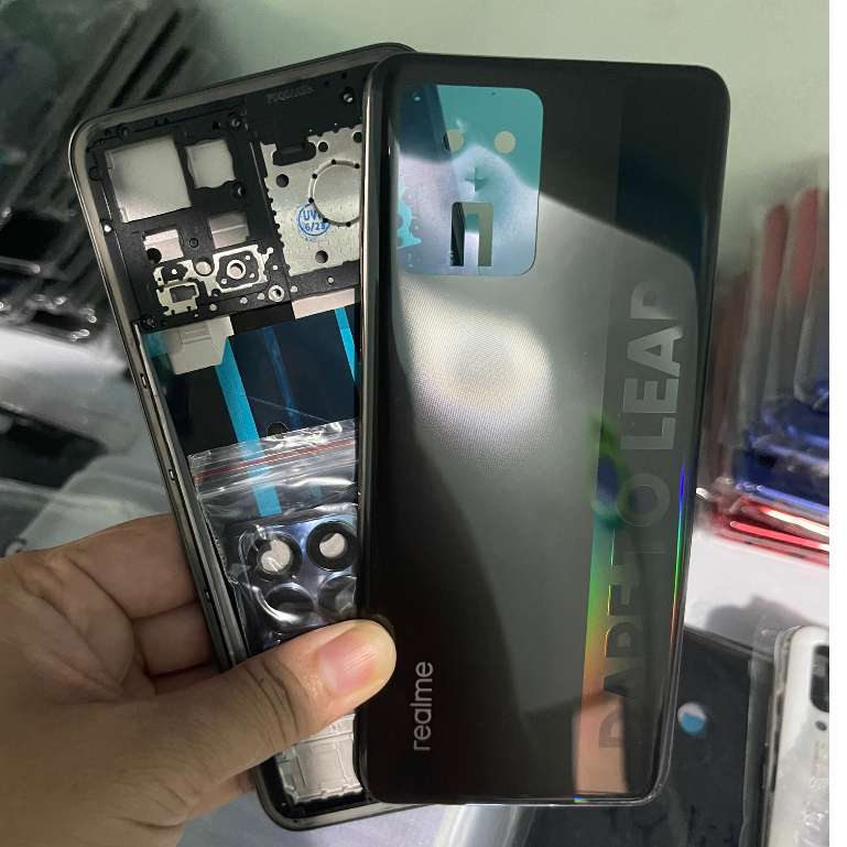 Bộ vỏ xiaomi realme 8  hàng zin mới
