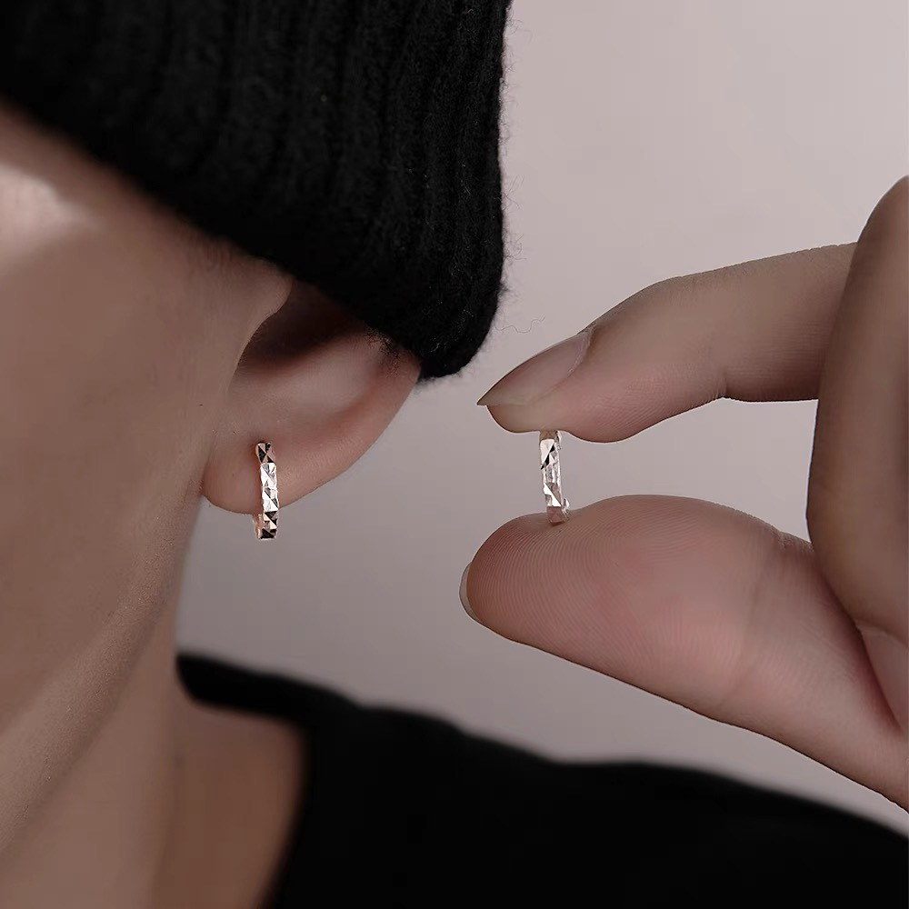 Khuyên tai Bạc ta bấm phay sáng Nam và Nữ cá tính ByDUM