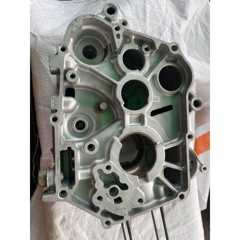 Lốc số, lốc bơm nhớt wave alpha 2002-2005