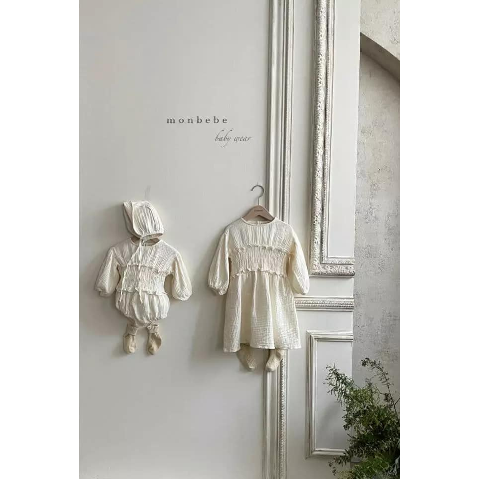 Suit dài tay mùa thu Hàn Quốc hãng  Monbebe cho bé gái 7-9kg