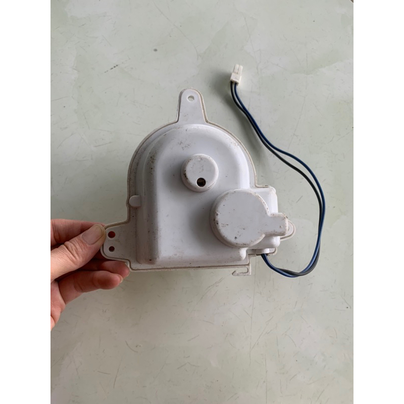 Quạt tủ lạnh hàng tháo máy