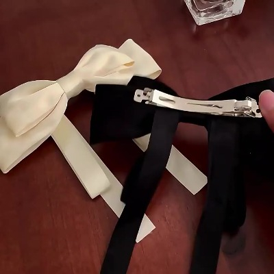 Kẹp tóc nơ tiểu thư thêu việt có dây dài nhiều màu cho nữ