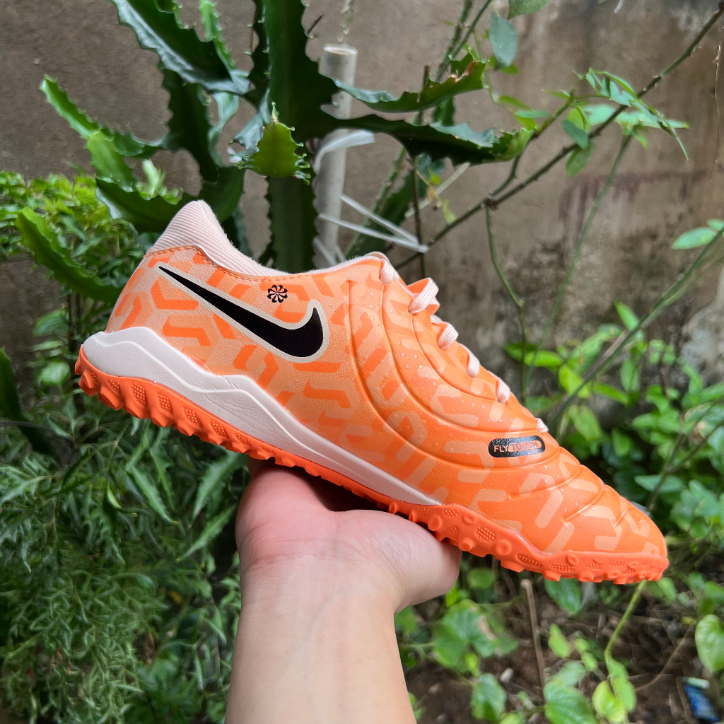 Giày Đá Bóng Sân Cỏ Nhân Tạo Tiempo 10