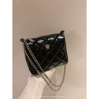 {𝒄𝒉𝒊́𝒏𝒉 𝒉𝒂̃𝒏𝒈}(𝑺𝒂̆̉𝒏𝑺𝒉𝒊𝒑) Túi 𝐍𝐑𝐄́𝐓𝐑𝐎 basic hai màu Blink (H30972)