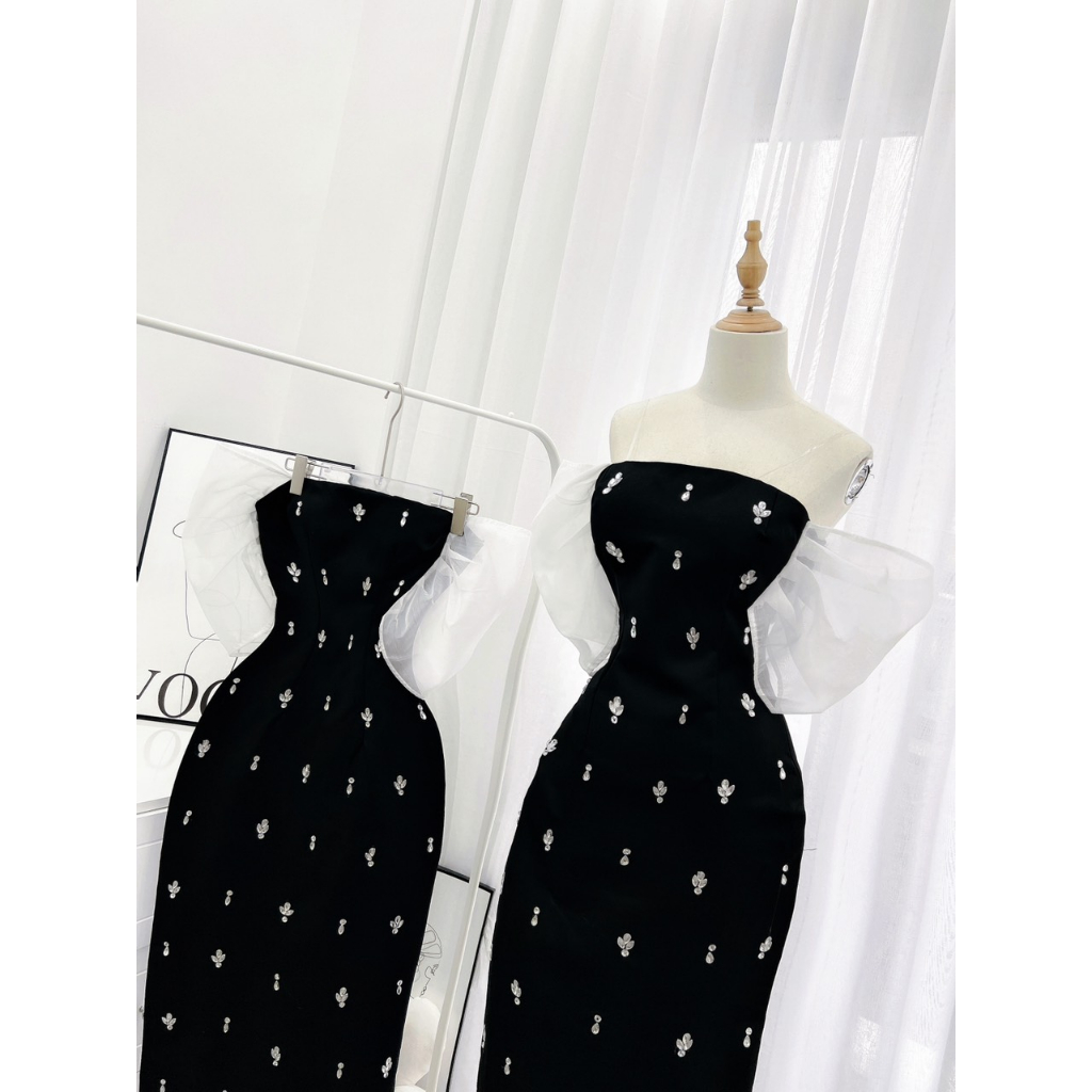 Đầm đính cườm