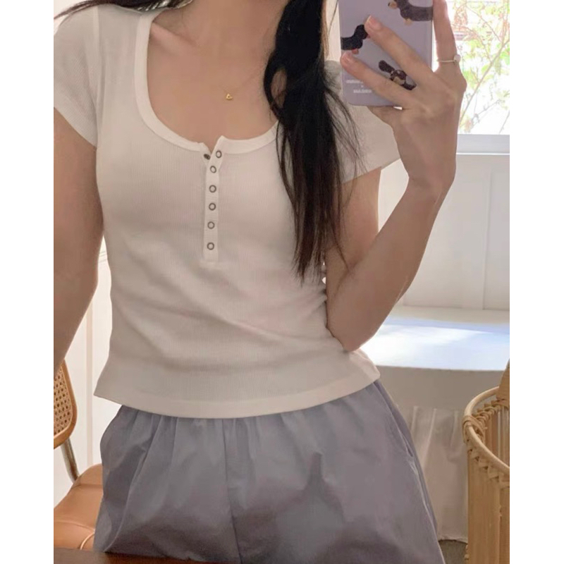 Áo thun tay ngắn nữ