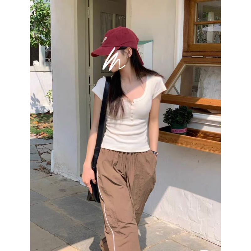 Áo thun tay ngắn nữ