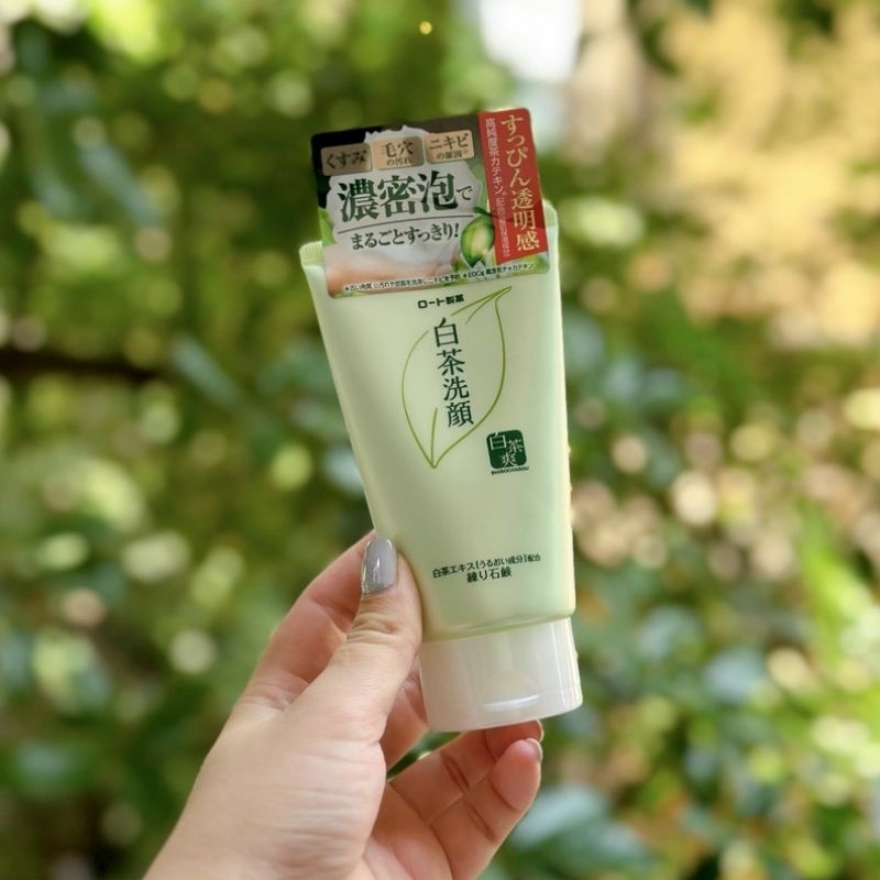 Sữa Rửa Mặt Trà Xanh ROHTO SHIROCHASOU GREEN TEA FOAM Nhật Bản