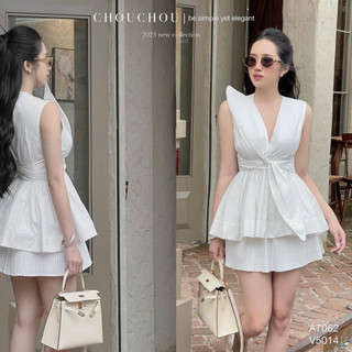 Set áo peplum sát nách xoăn hoa ngực + chân váy trắng xếp ly