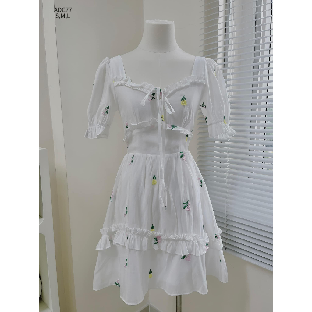 Đầm tơ thêu hoa bèo ngực tay chun tiểu thư CHIBEST  ADC77