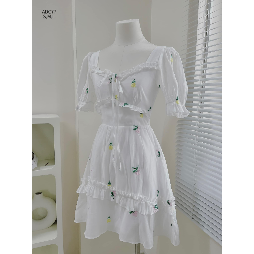 Đầm tơ thêu hoa bèo ngực tay chun tiểu thư CHIBEST  ADC77