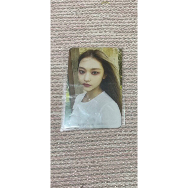 Haerin ver 1 new jean verb