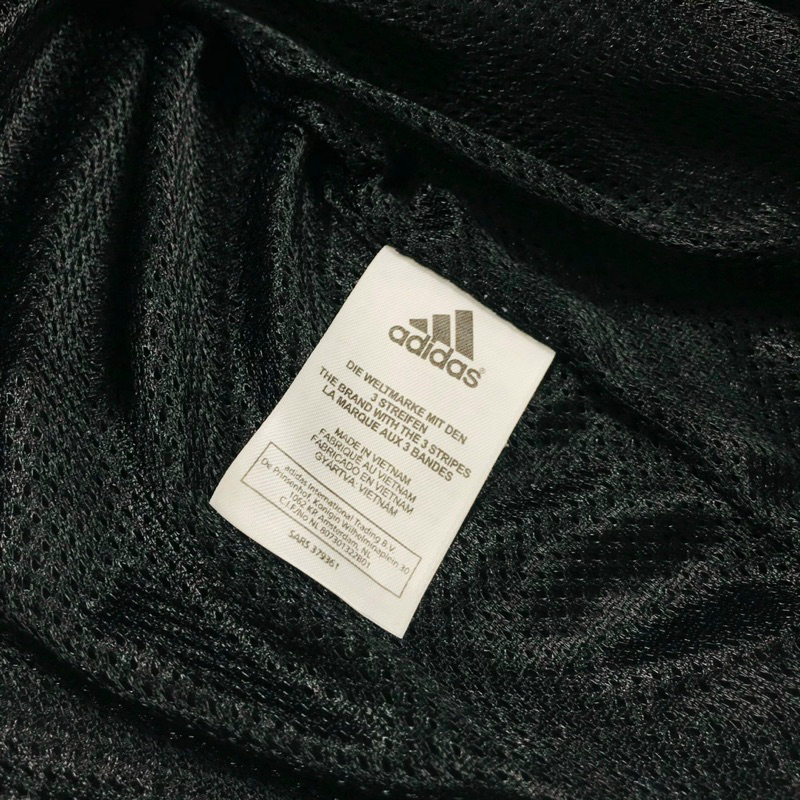 Khoác A-didas dư xịn CAD0005