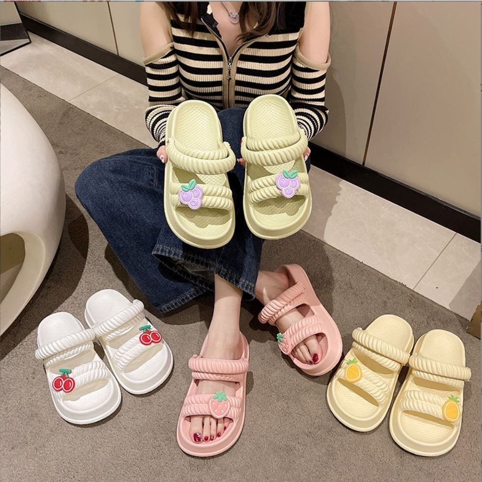 (HCM) Dép Sandal Siêu Nhẹ Gắn St Dễ Thương Siêu Êm Chân