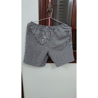 Quần cộc bé trai.