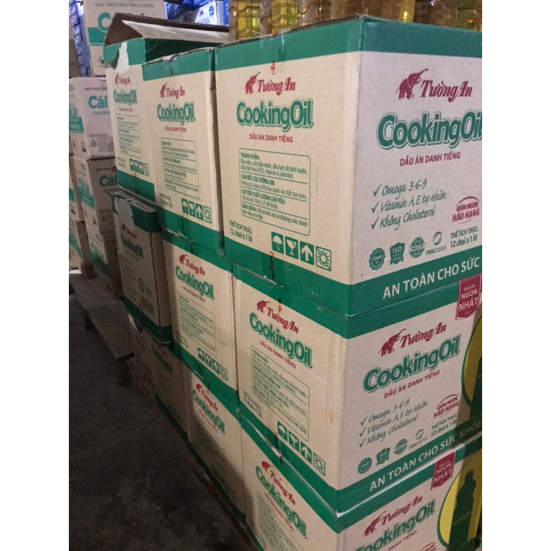 Dầu ăn thực vật Tường an Cooking oil Chai 1L