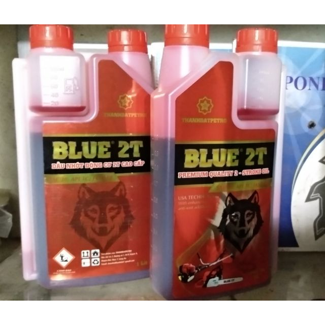 Nhớt BLUE 2T chai 1 lít chính hãng dùng cho động cơ 2 Thì