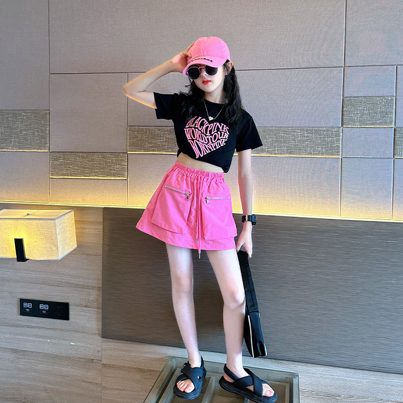 Áo croptop mẹ và bé gái  BLACKPINK bé gái xinh xắn, Áo thun croptop cotton 4c ngắn tay cho bé gái size đại 15-45kg