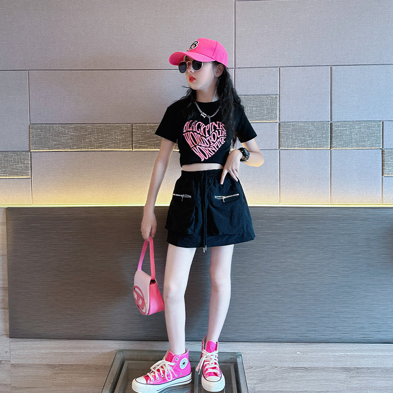 Áo croptop mẹ và bé gái  BLACKPINK bé gái xinh xắn, Áo thun croptop cotton 4c ngắn tay cho bé gái size đại 15-45kg