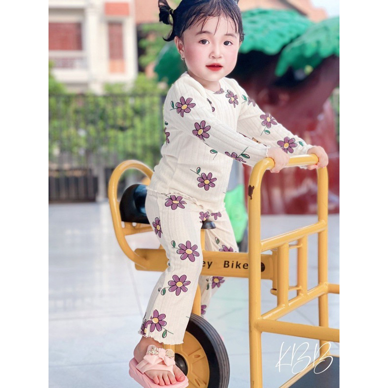 Bộ tăm zip trắng in hoa cho bé gái