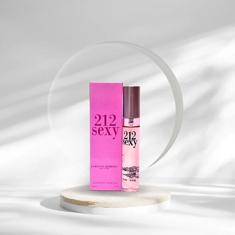 Nước hoa nữ 212 hương thơm quyến rũ gợi cảm lôi cuốn.