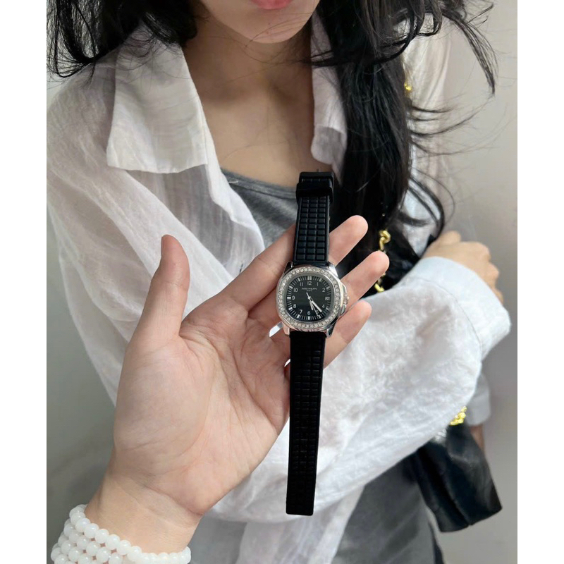 Đồng Hồ Nữ PT Dây Cao Su Non