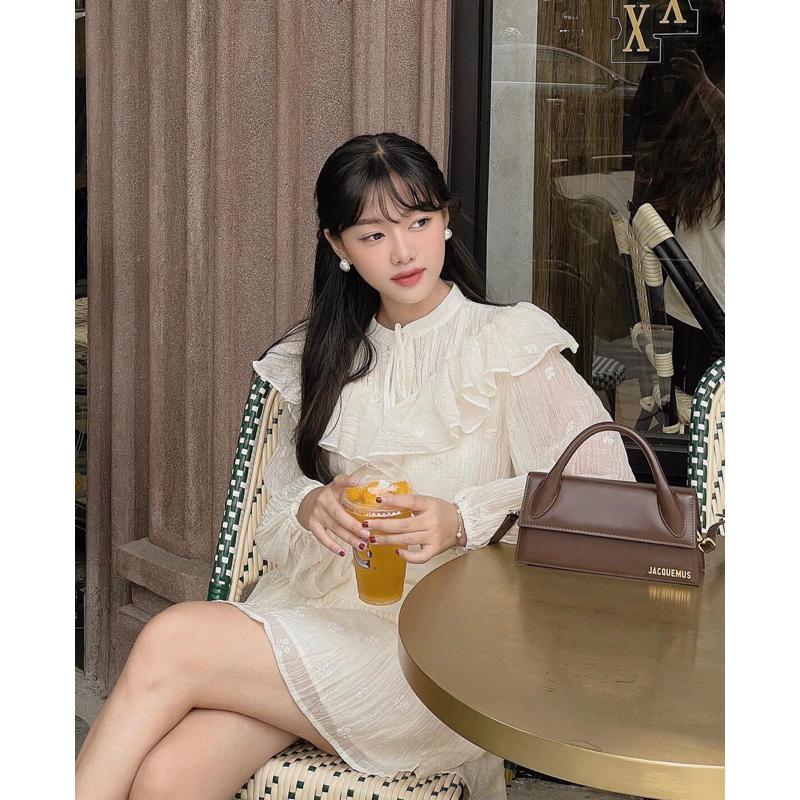 Set 2 món bèo ren hoa nhí tiểu thư , Áo sơ mi bèo nữ kèm chân váy /Jennycloset