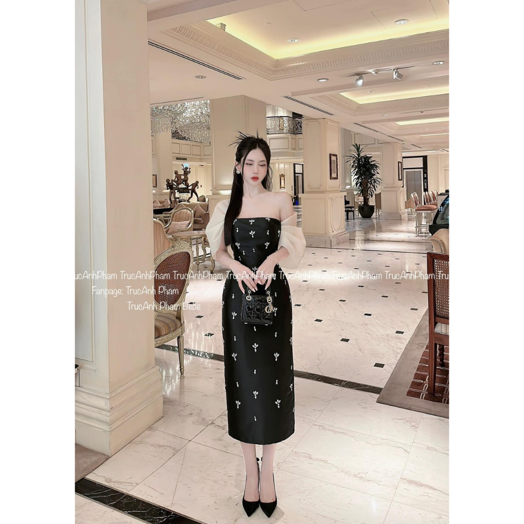 Đầm đính cườm