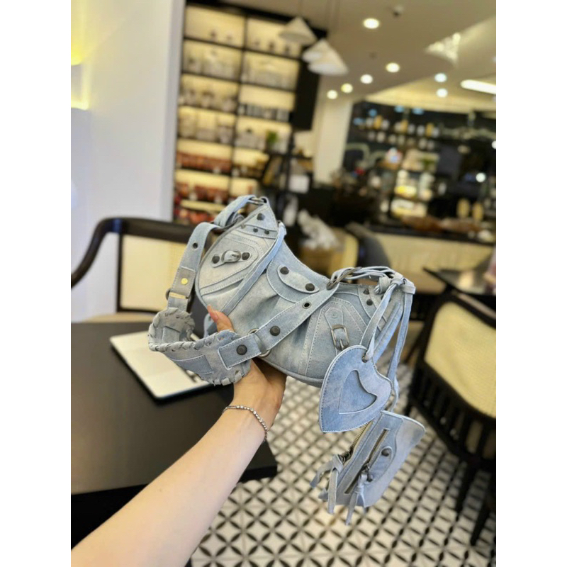 Túi Xách Nữ Jeans Cao Cấp Mặt Trăng Phối Đinh Tán Nhiều Màu Cao Cấp Mềm Mại
