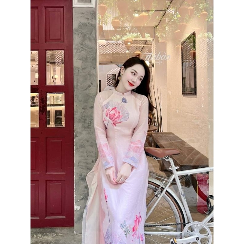 Áo dài truyền thống vải tơ mộc thêu hoa tone Hồng xinh