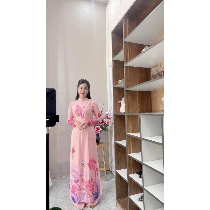 Áo dài truyền thống vải tơ mộc thêu hoa tone Hồng xinh