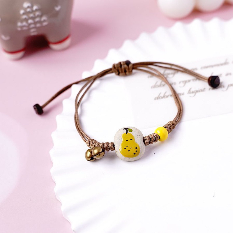 Vòng tay hạt gốm thời trang dễ thương họa tiết quả lê