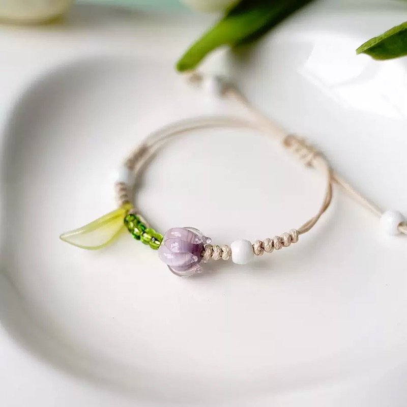 Vòng tay hoạ tiết hoa Tulip nhẹ nhàng dễ thương