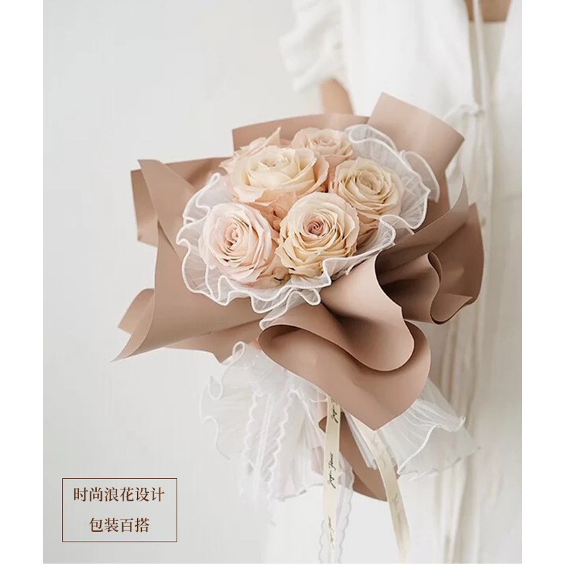 Cuộn vải voan dùng để gói hoa