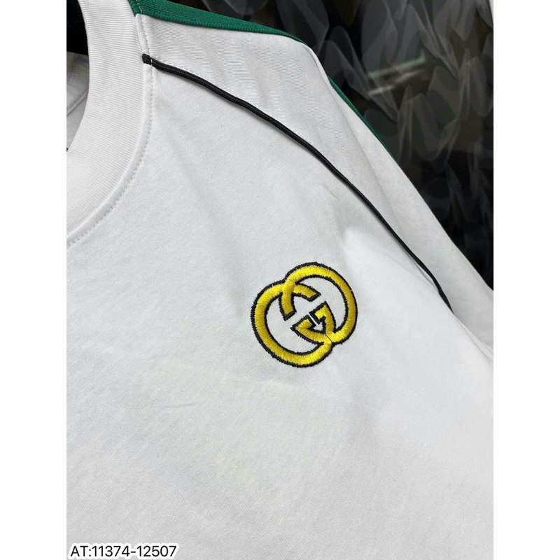 Áo Thun Gucci logo thêu phối vai dệt siêu đẹp new 2023