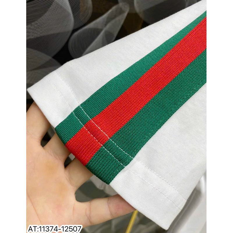 Áo Thun Gucci logo thêu phối vai dệt siêu đẹp new 2023