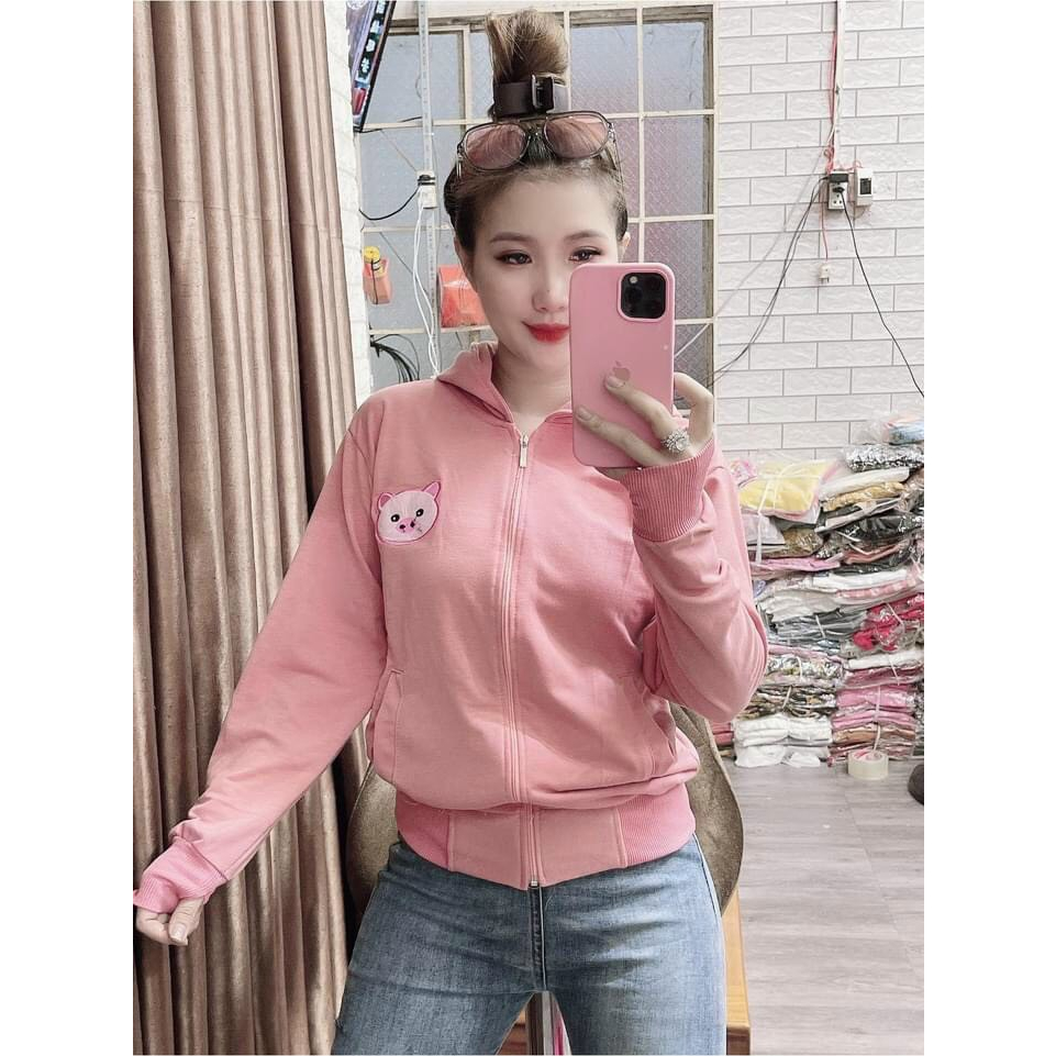 Áo khoác ngoài chống nắng thời trang nữ màu hè chất Da cá thêu hình Heo con có nón tay dài dây kéo 2 màu trắng và hồng