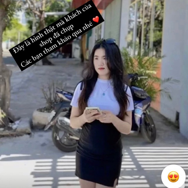 Sét Váy Yếm Xẻ Đùi Gồm Áo Bo Tăm Kèm Yếm Thắt Dây Yếm Umi