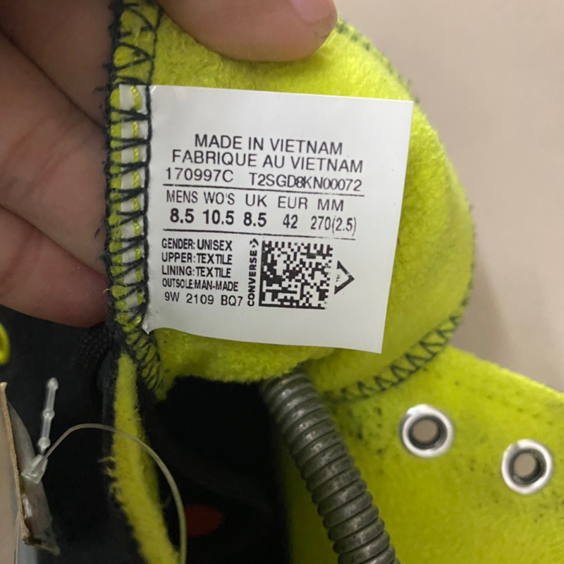 Giày chính hãng đã qua sử dụng