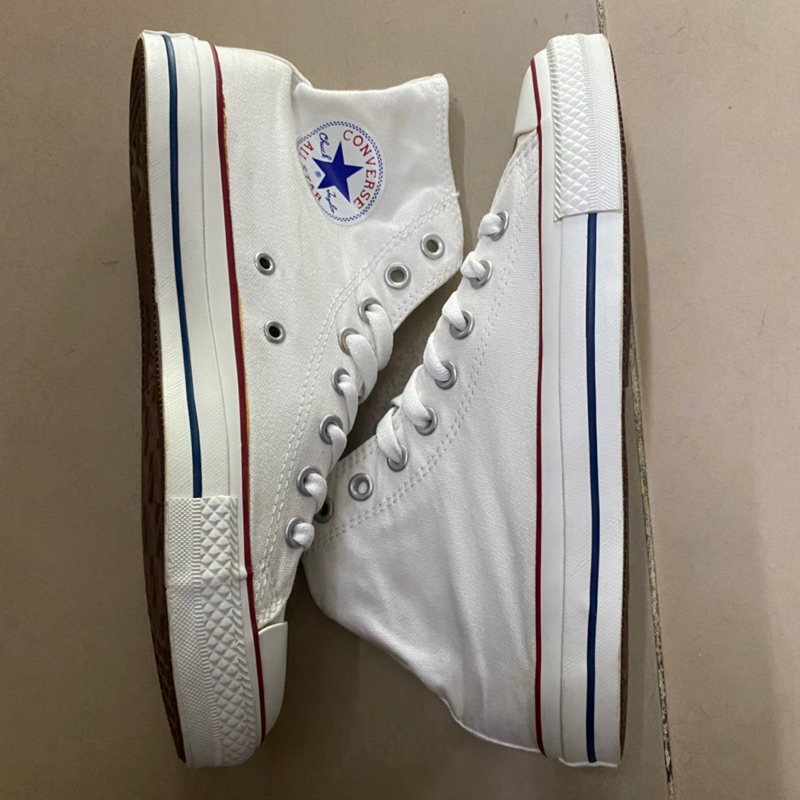 Giày chính hãng đã qua sử dụng