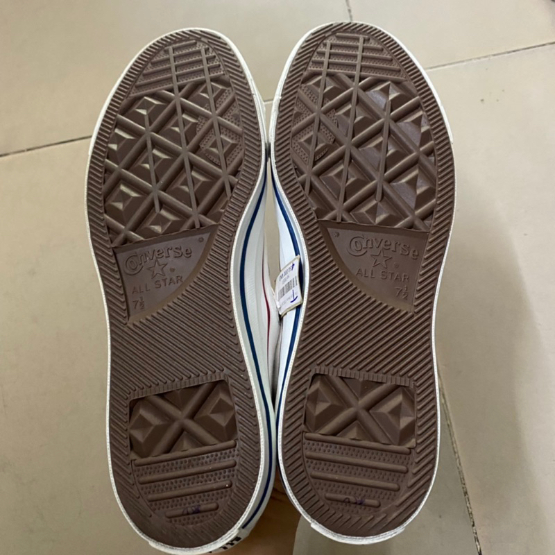 Giày chính hãng đã qua sử dụng