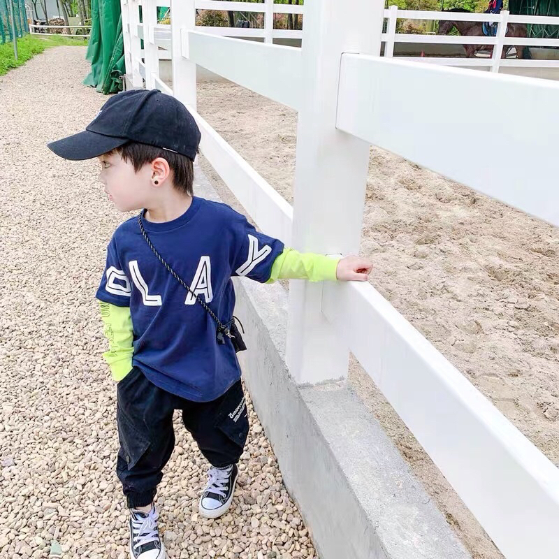 Quần Kaki bé trai bo chun chân in chữ